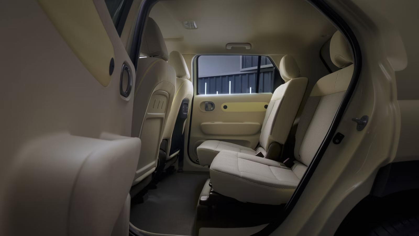 Hyundai_Inster_2024_Interior_5327-2_edit_16x9